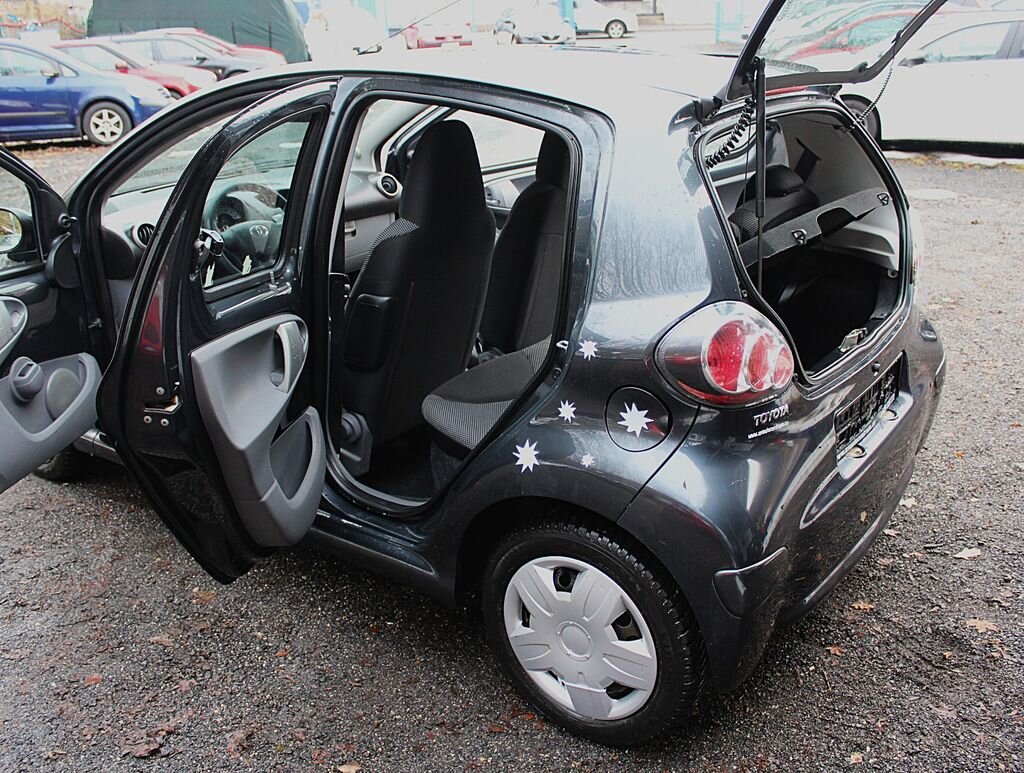 Toyota Aygo Hatchback 998,0 50 kw