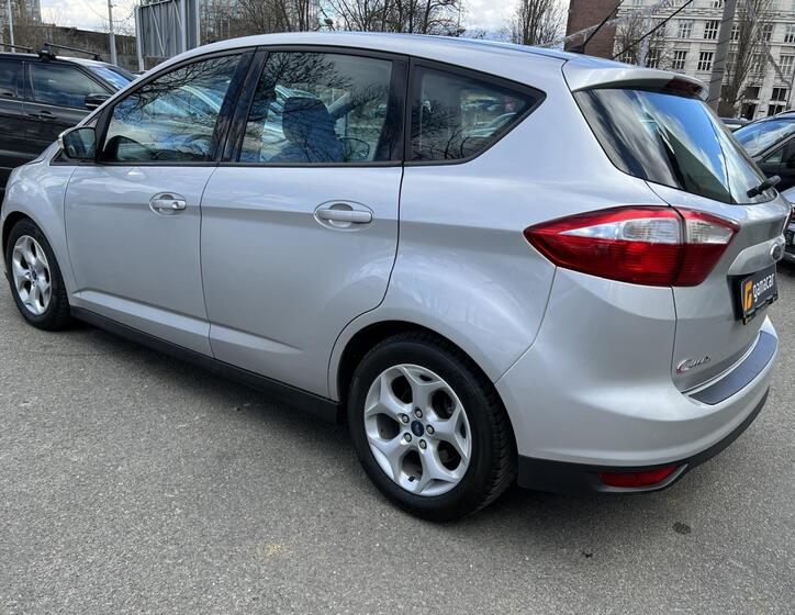 Ford C-MAX 9