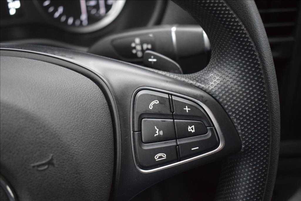 Mercedes-Benz Vito Skříň 2,0 l 120 kw