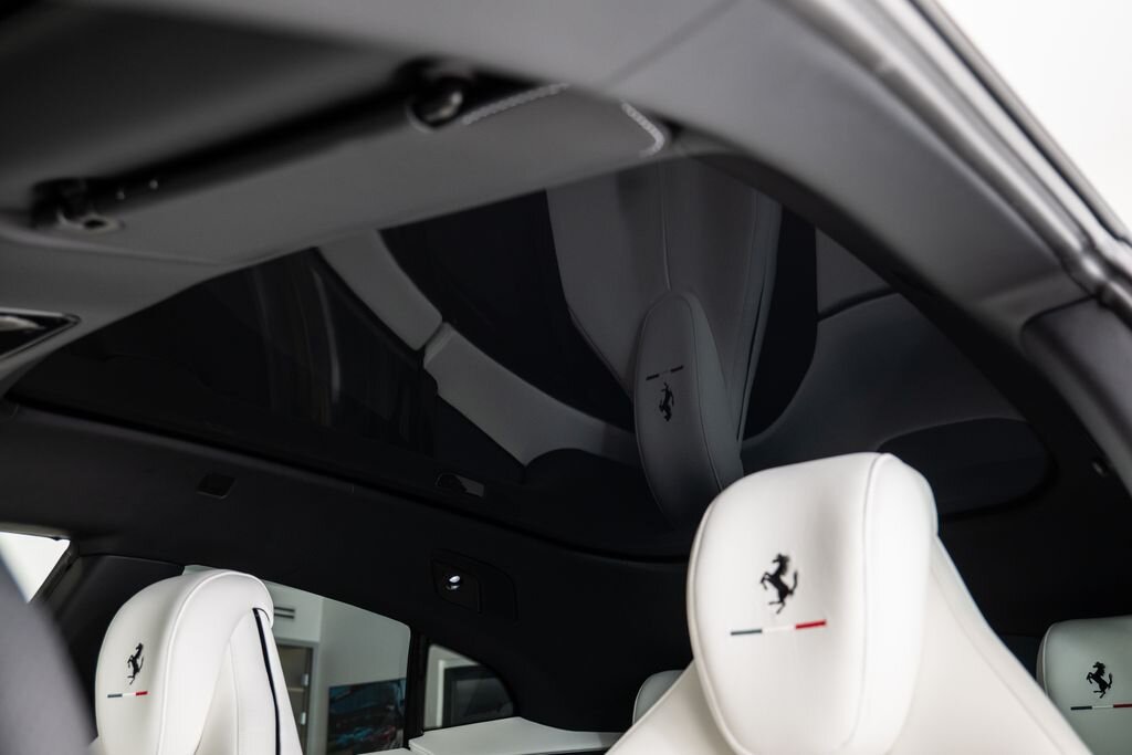 Ferrari Ostatní SUV 6,5 l 529 kw