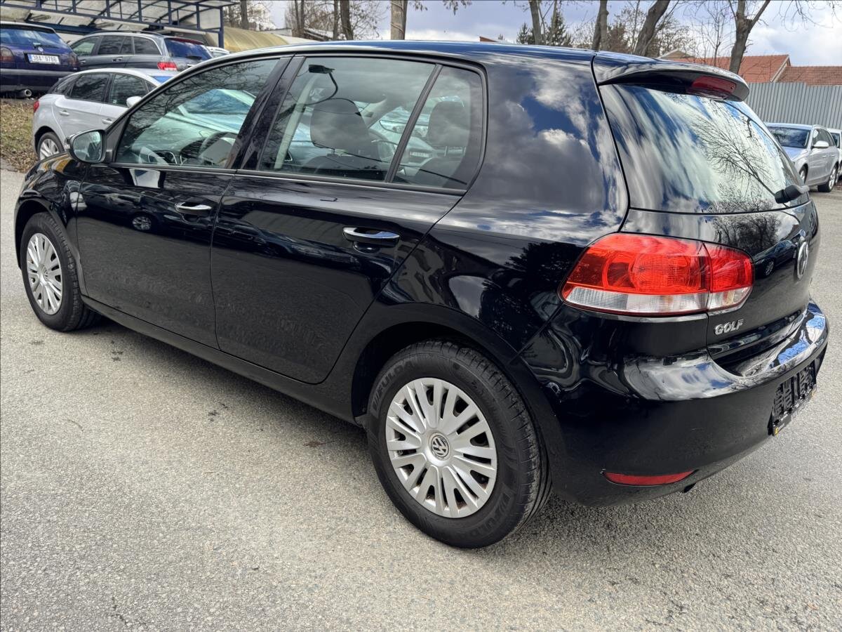 Volkswagen Golf Hatchback 1,6 l 77 kw