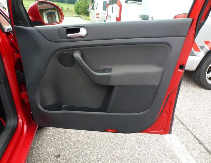 Volkswagen Golf Plus 27