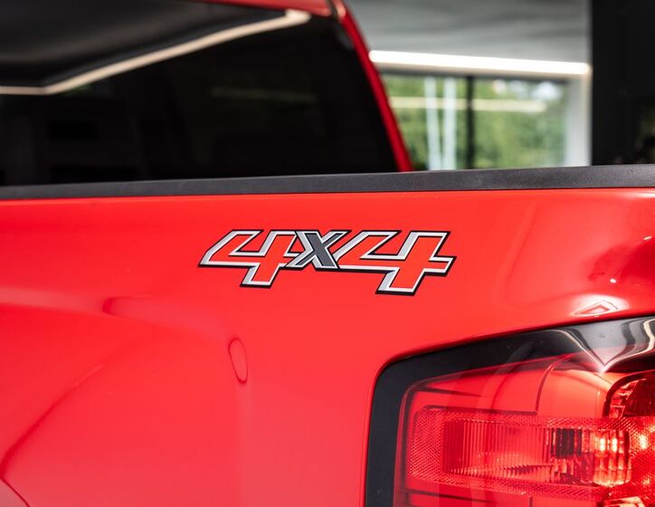 Chevrolet Silverado 19