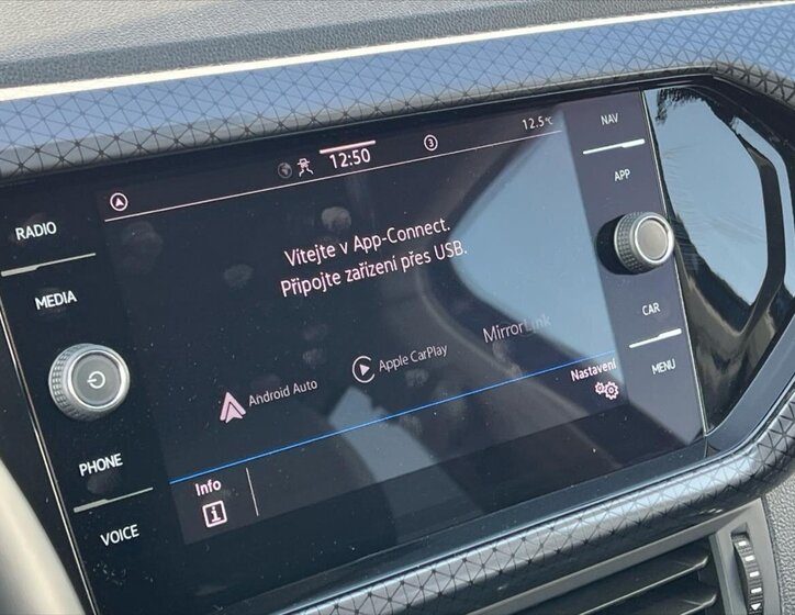 Volkswagen T-Cross Kombi 999,0 81 kw