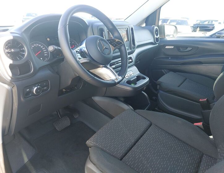 Mercedes-Benz Vito 15