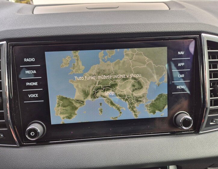 Škoda Karoq SUV / Terénní 1,5 l 110 kw