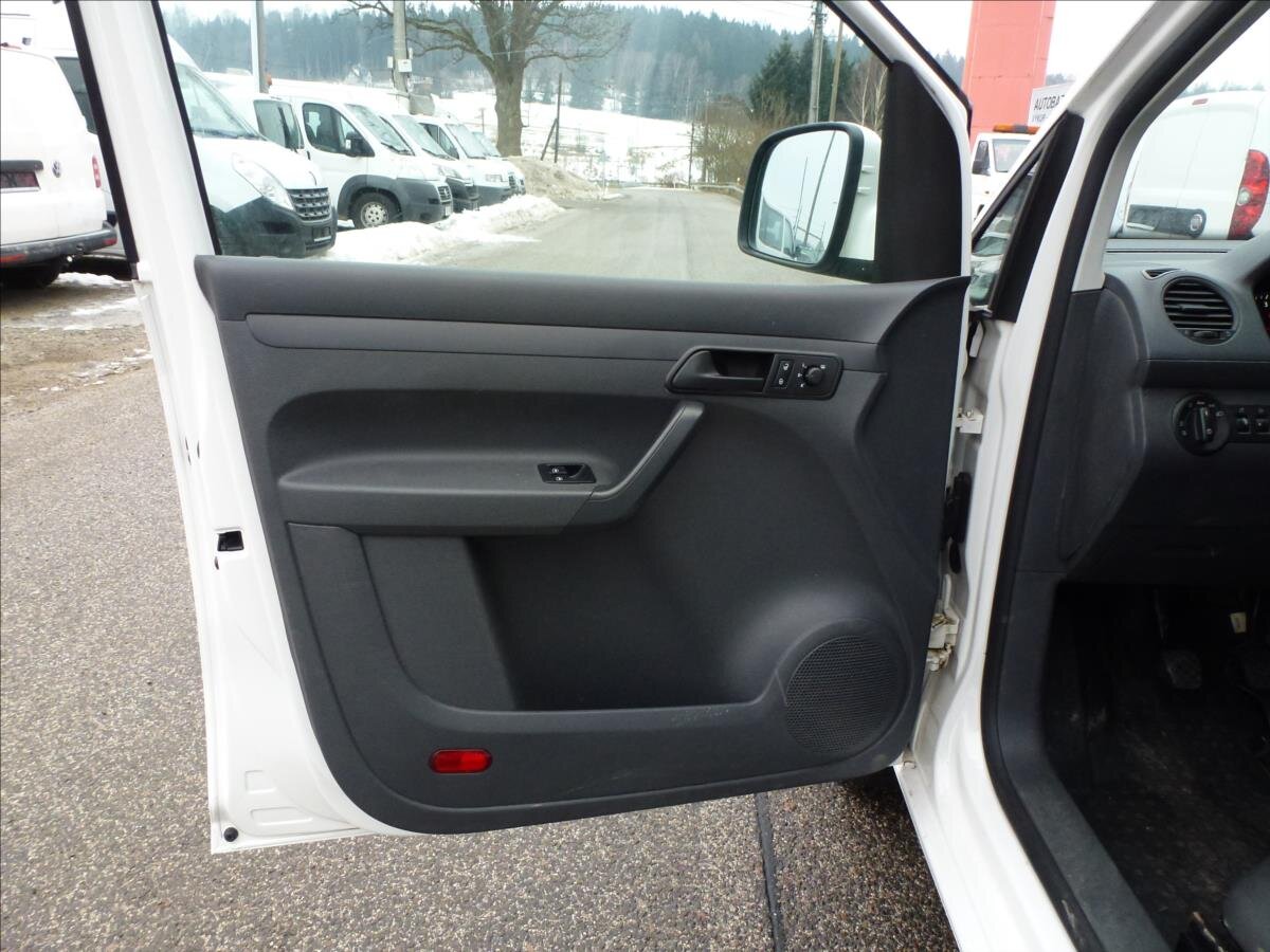 Volkswagen Caddy Skříň 1,6 l 55 kw