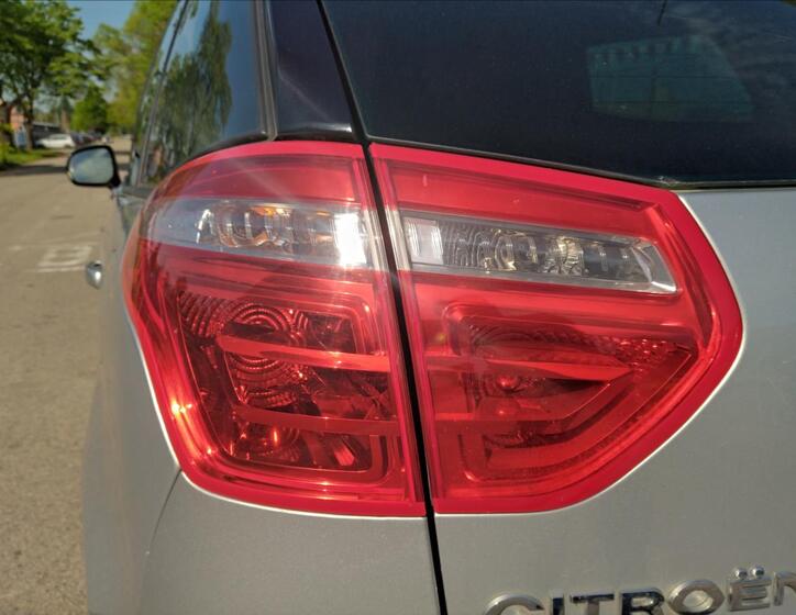 Citroën C4 Picasso 9