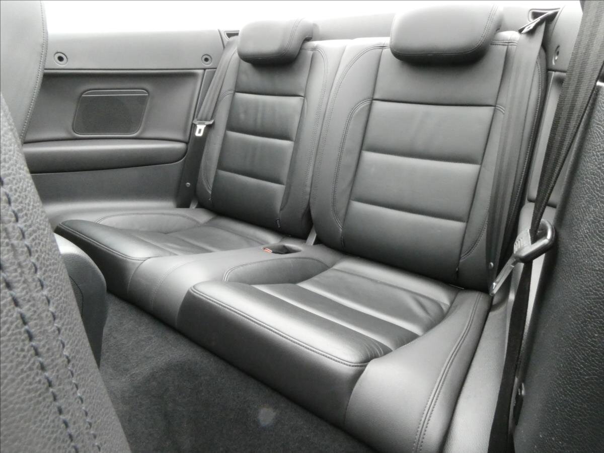 Volkswagen Golf Kabriolet 2,0 l 103 kw