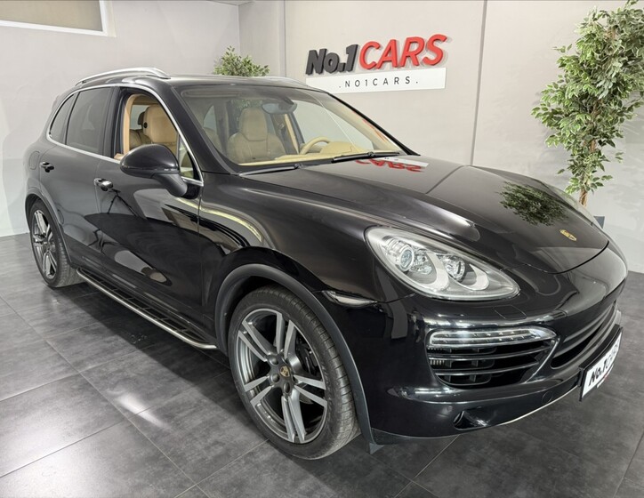 Porsche Cayenne 2