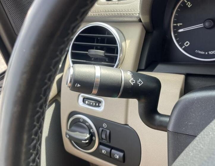 Land Rover Discovery 31