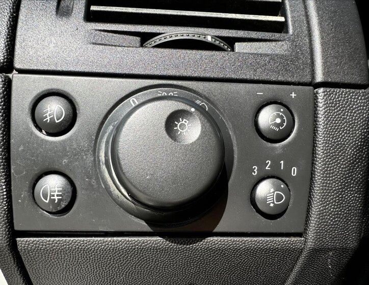 Opel Meriva MPV 1,6 l 74 kw