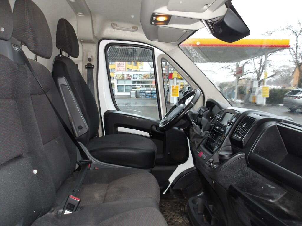 Fiat Ducato Skříň 2,2 l 121 kw