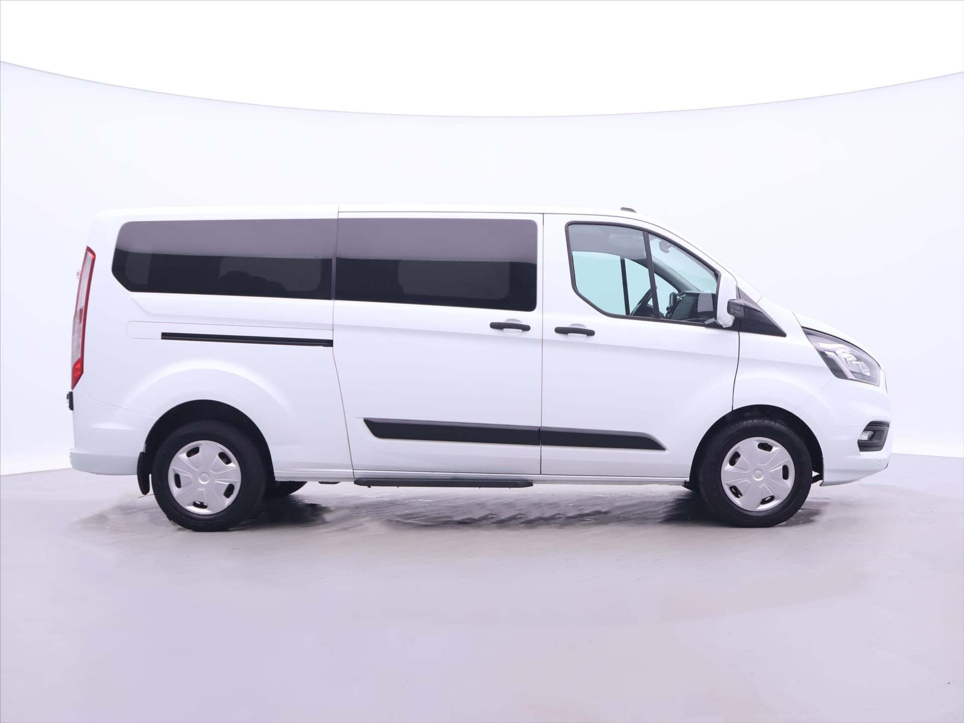 Ford Transit Custom Kombi 2,0 l 95 kw