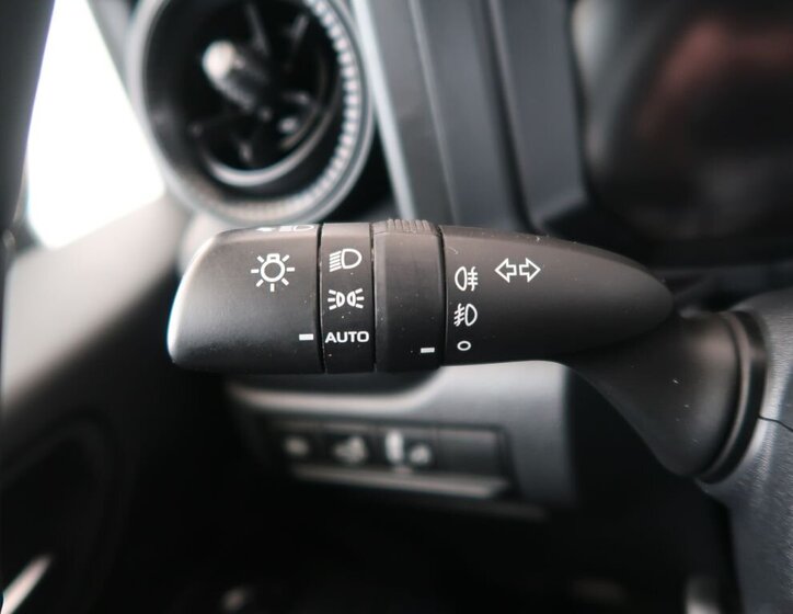 Toyota Land Cruiser SUV / Terénní 2,8 l 151 kw