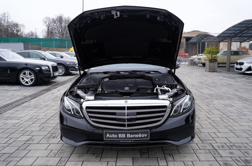 Mercedes-Benz Třídy E Kombi 2,0 l 143 kw
