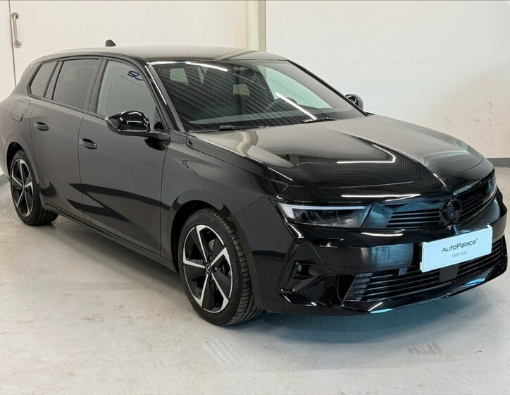 Opel Astra Kombi 1,2 l 96 kw