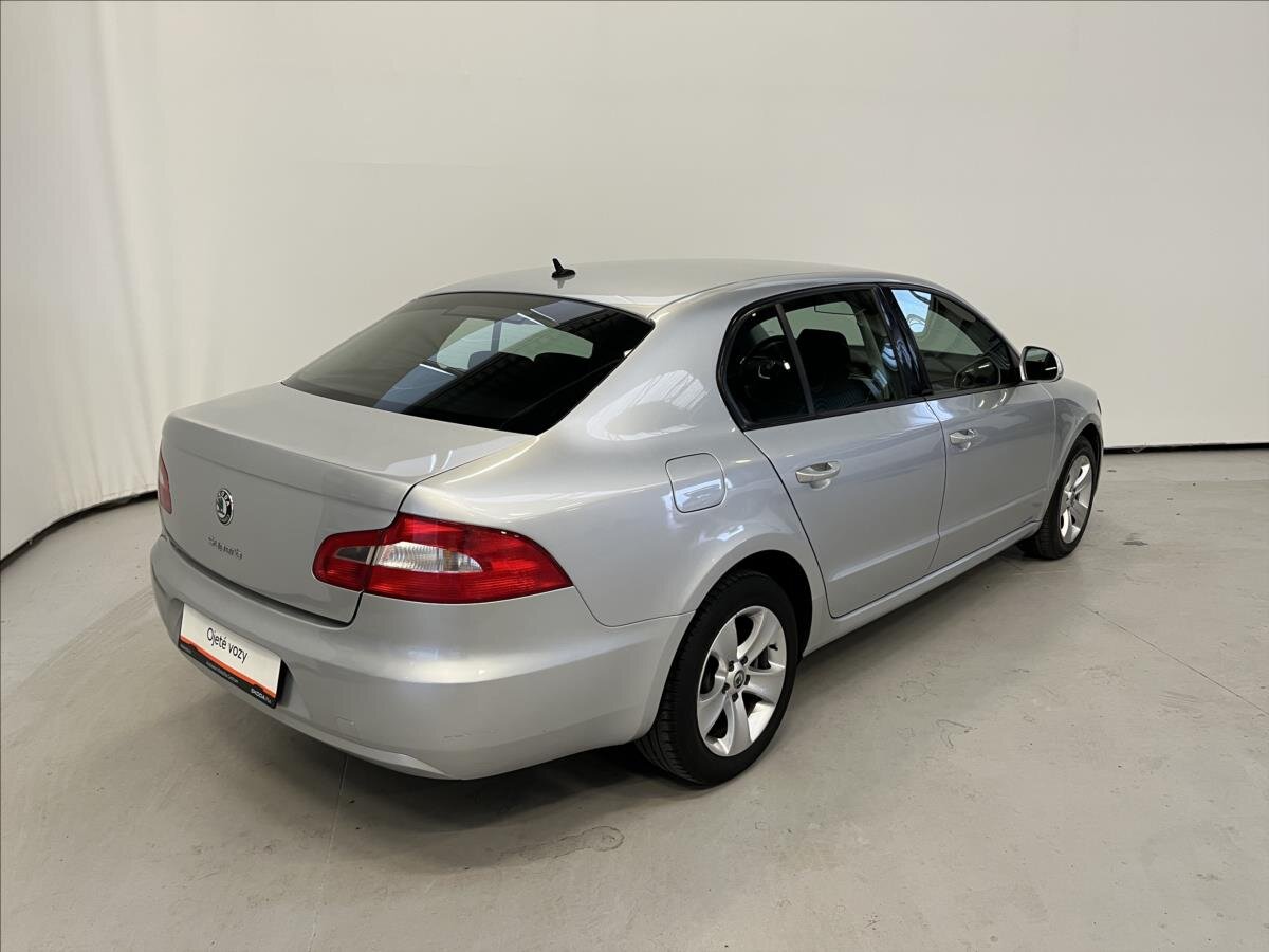 Škoda Superb Liftback 2,0 l 103 kw