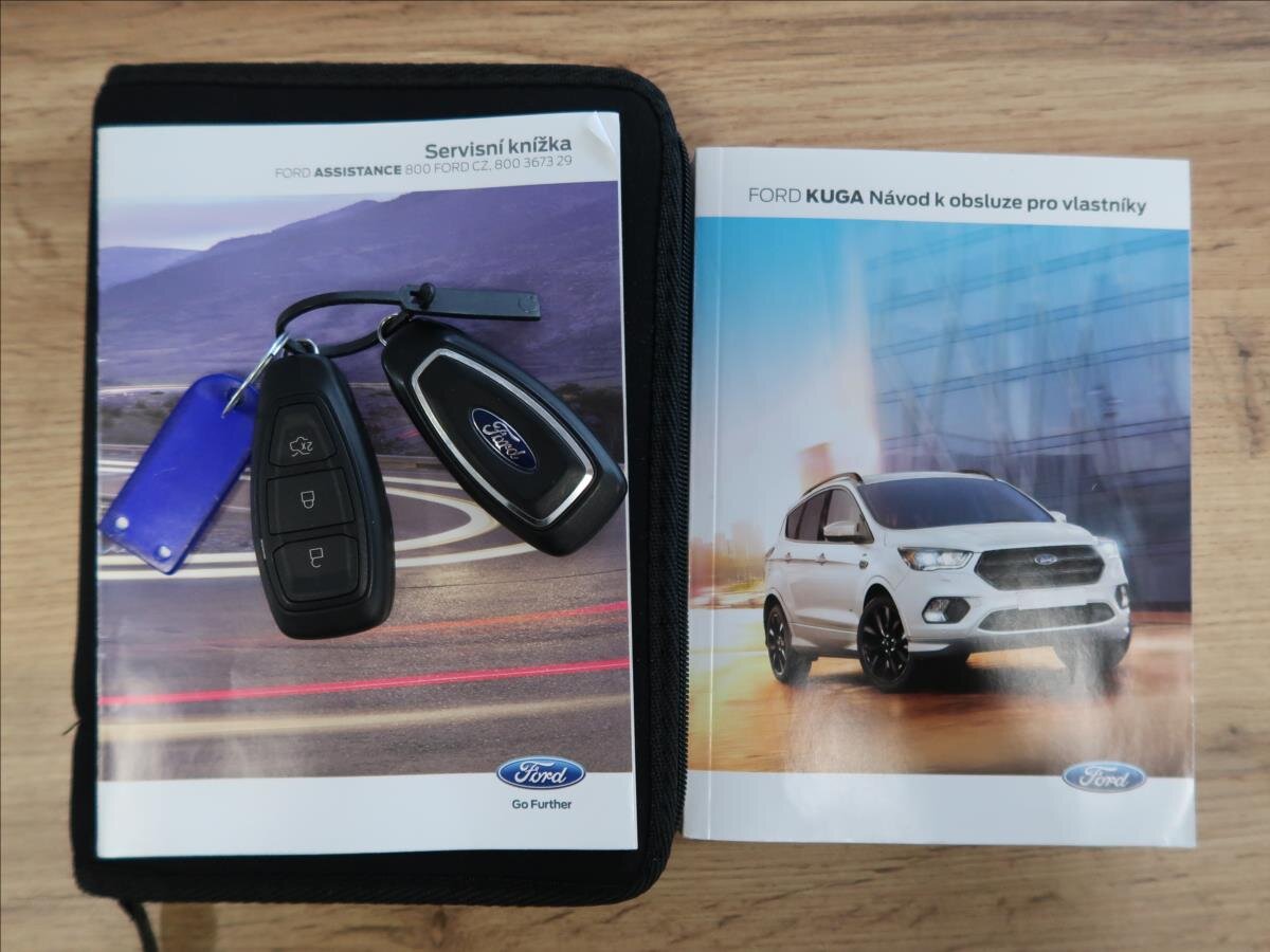 Ford Kuga SUV 1,5 l 110 kw