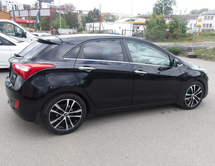 Hyundai i30 Hatchback 1,6 l 81 kw