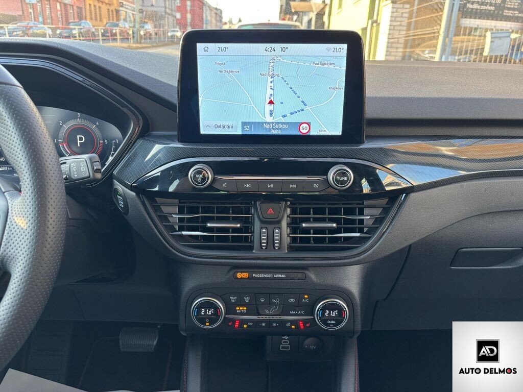 Ford Kuga SUV / Terénní 1,5 l 88 kw