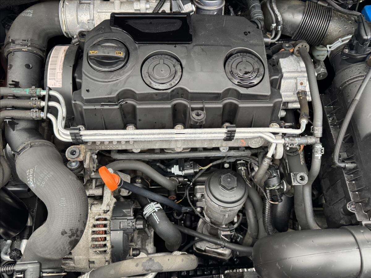 Volkswagen Touran MPV 1,9 l 77 kw