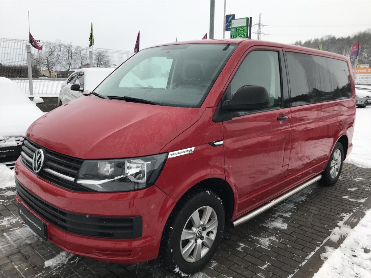Volkswagen Transporter Kombi 2,0 l 62 kw