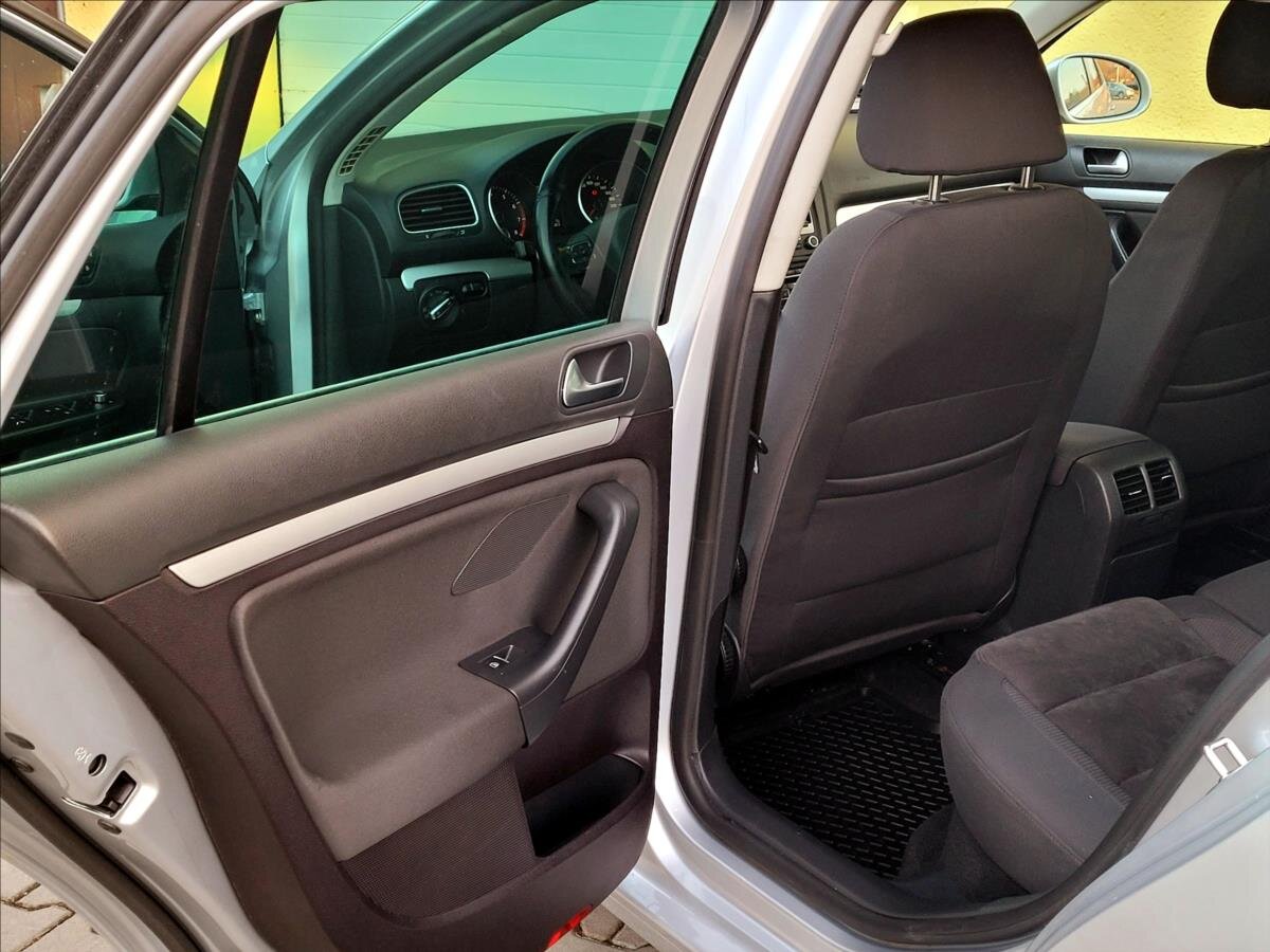 Volkswagen Golf Kombi 1,4 l 90 kw