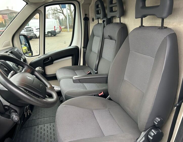 Peugeot Boxer Skříň 2,2 l 110 kw