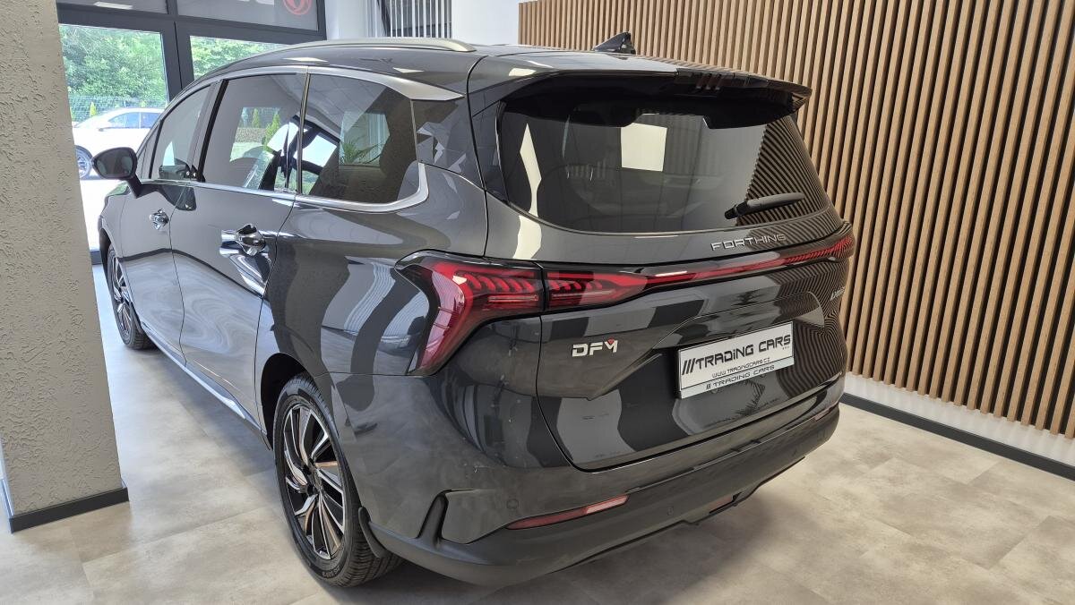 Dongfeng U-Tour MPV 1,5 l 130 kw