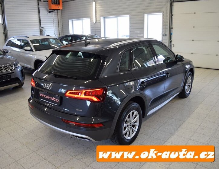Audi Q5 SUV 2,0 l 0