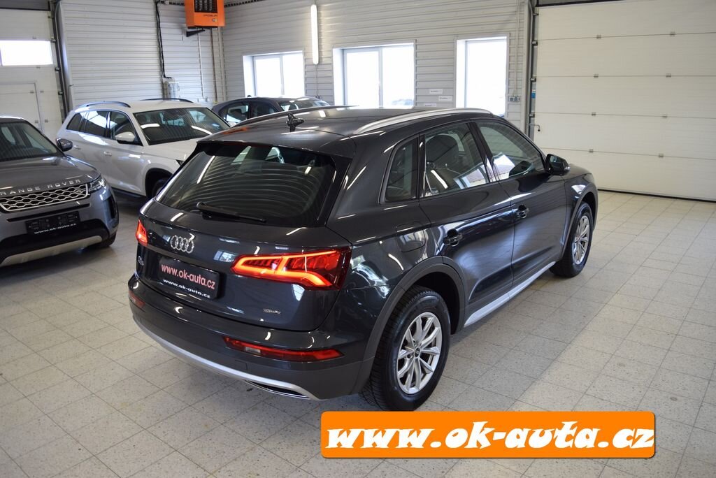 Audi Q5 SUV 2,0 l 0