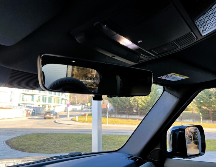 Land Rover Defender SUV / Terénní 3,0 l 183 kw