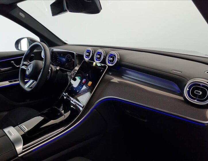 Mercedes-Benz GLC SUV 2,0 l 198 kw