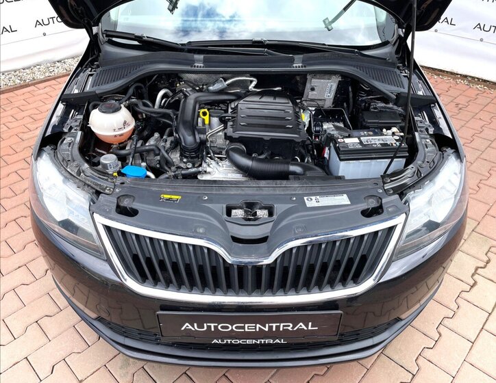 Škoda Rapid Hatchback 999,0 70 kw