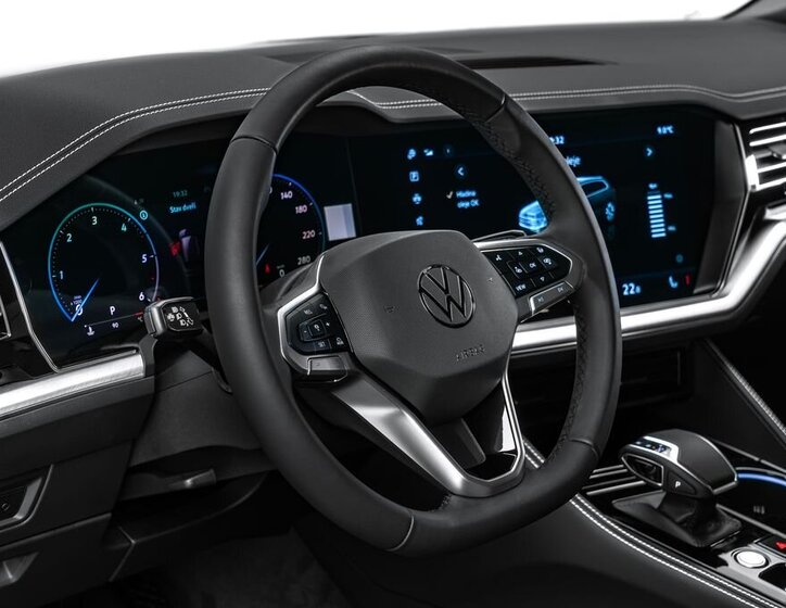 Volkswagen Touareg SUV / Terénní 3,0 l 170 kw