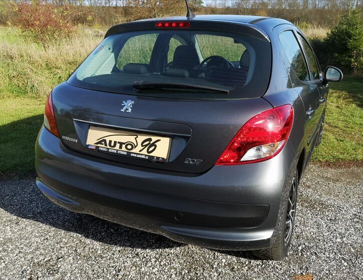 Peugeot 207 Hatchback 1,4 l 70 kw