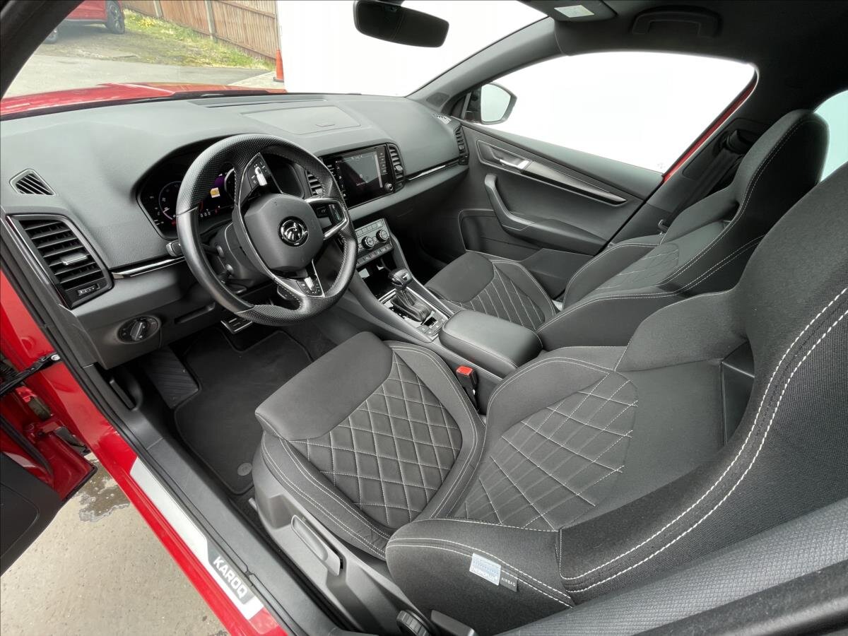 Škoda Karoq SUV / Terénní 1,5 l 110 kw