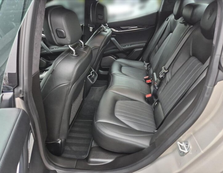 Maserati Ghibli Sedan 3,0 l 316 kw