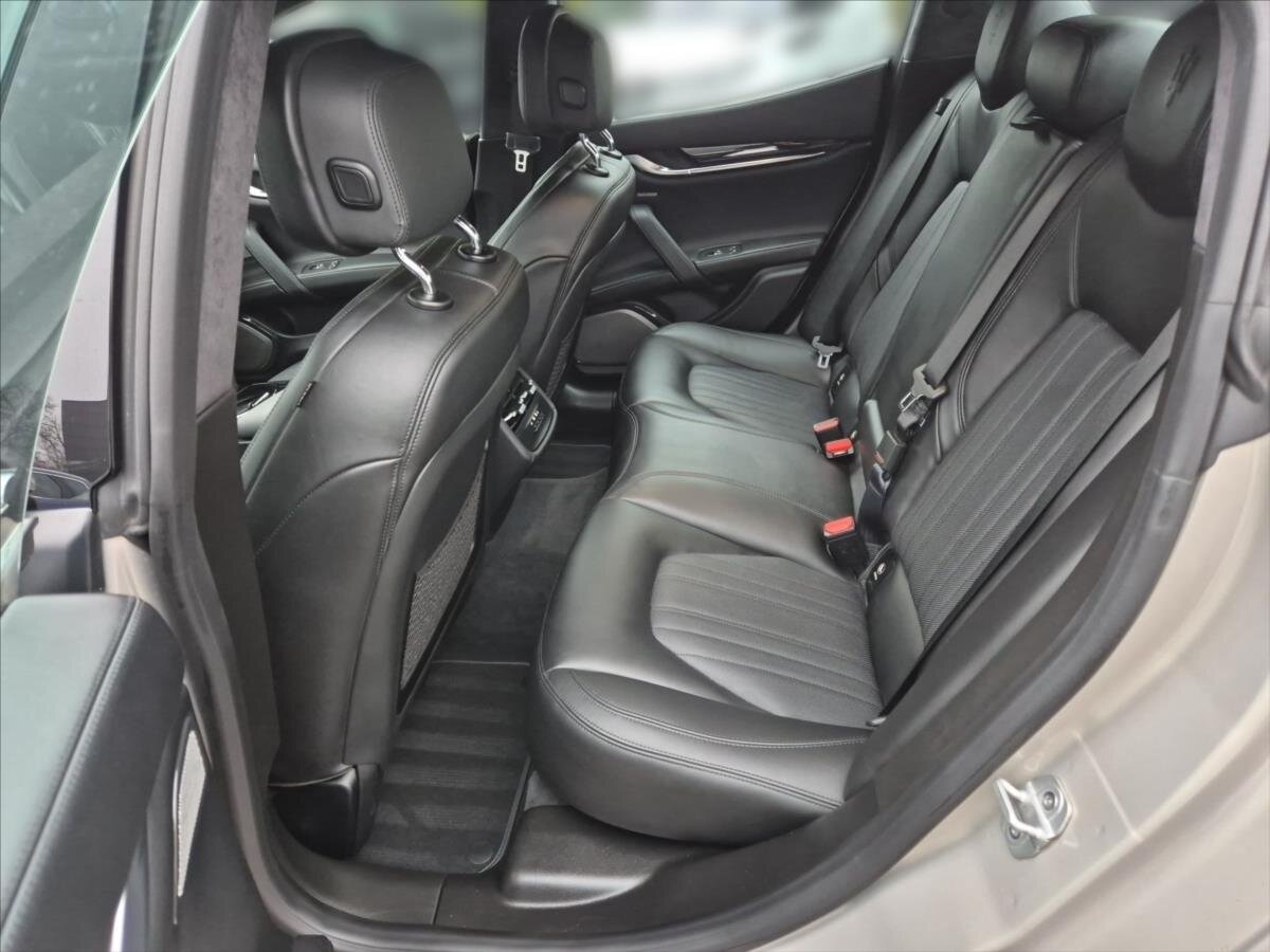 Maserati Ghibli Sedan 3,0 l 316 kw