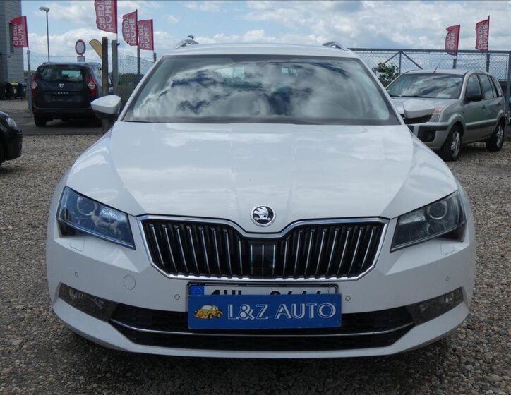 Škoda Superb Kombi 2,0 l 110 kw