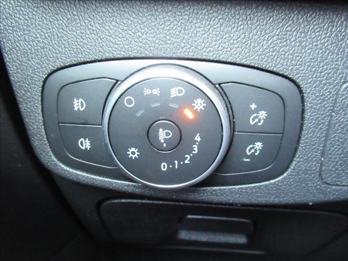 Ford Focus Kombi 1,5 l 70 kw