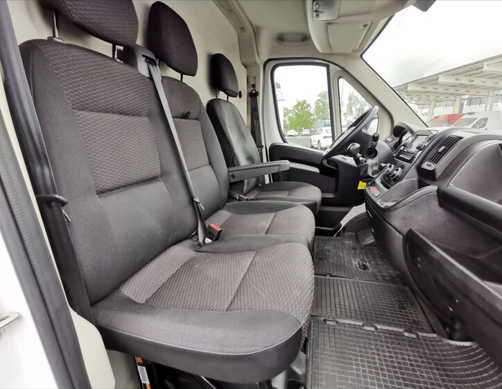 Peugeot Boxer 7