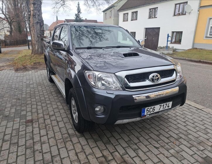 Toyota Hilux Pick-up 2,5 l 106 kw
