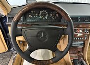 Mercedes-Benz 124 17