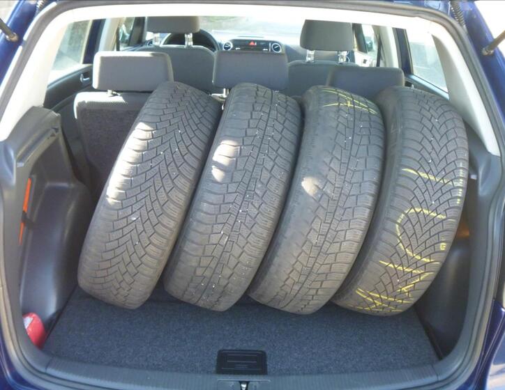 Volkswagen Golf Plus 24