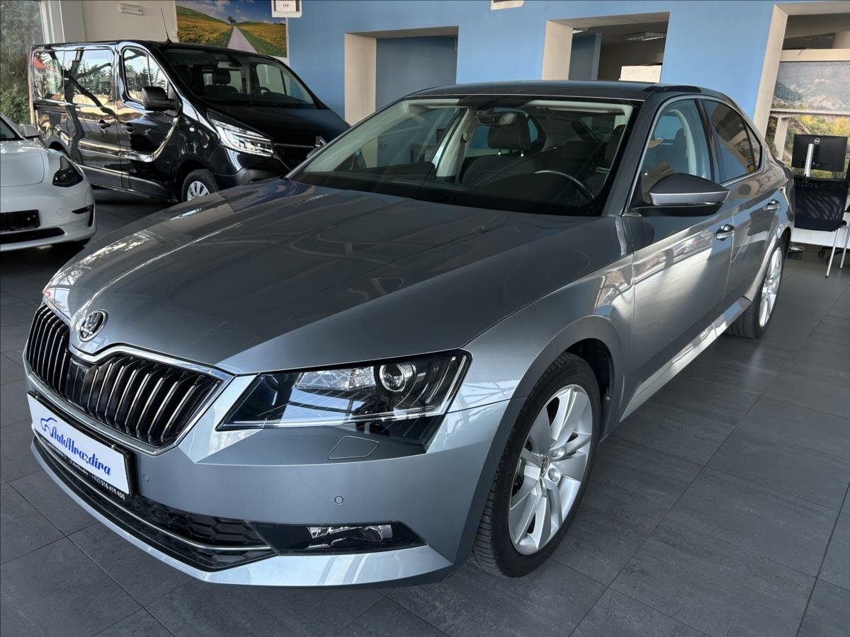 Škoda Superb Sedan / Limuzína 1,4 l 110 kw