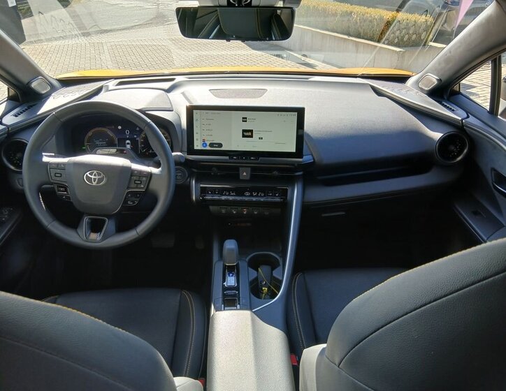 Toyota C-HR SUV / Terénní 2,0 l 112 kw