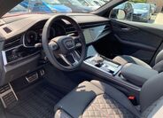 Audi Q8 19