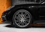 Porsche Panamera 2